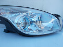 Load image into Gallery viewer, Frontscheinwerfer Hyundai I30 92102-2LXXX 92101-2LXXX Ein Satz Headlight