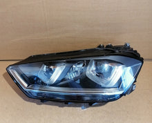 Load image into Gallery viewer, Frontscheinwerfer VW Golf VII Sportsvan 517941033B Xenon Links Headlight SCH9896552286ko