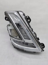 Laden Sie das Bild in den Galerie-Viewer, Frontscheinwerfer Volvo 24056510 LED Rechts Scheinwerfer Headlight SCH1264294659zs