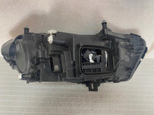 Laden Sie das Bild in den Galerie-Viewer, Frontscheinwerfer Mercedes-Benz W177 A1779064703 LED Links Headlight SCH3784082811wq