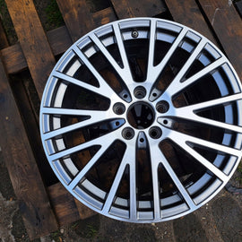 1x Alufelge 18 Zoll 7.5