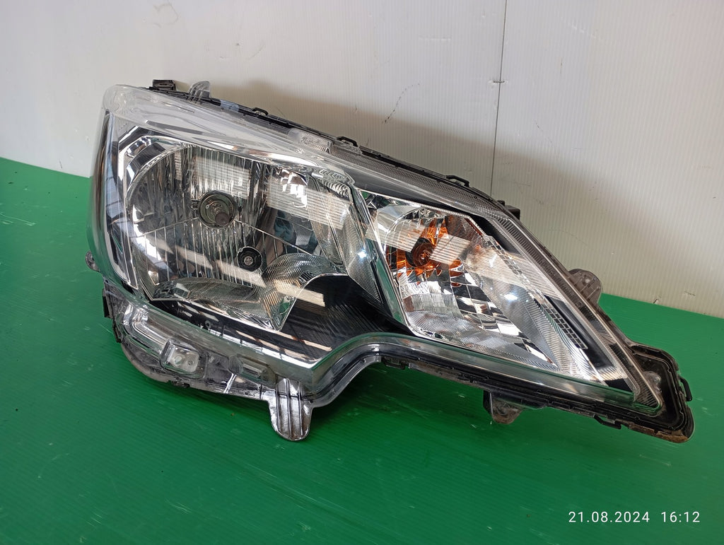 Frontscheinwerfer Mitsubishi Space W Star 8301D446 Ein Stück (Rechts oder Links)