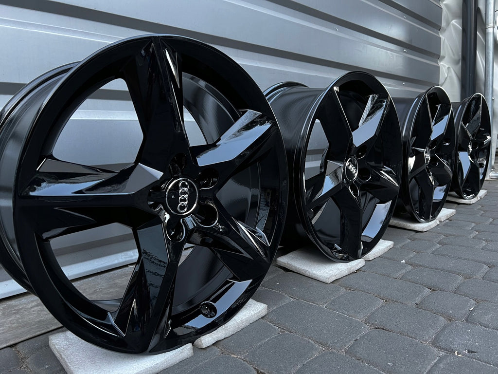 4x Alufelge 18 Zoll 8.0" 5x112 39ET Audi A3 Rim Wheel