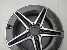 Laden Sie das Bild in den Galerie-Viewer, 1x Alufelge 18 Zoll 8.5" 5x112 52ET Glanz Schwarz A2064011800 Mercedes-Benz W206 FEL8203157559ci