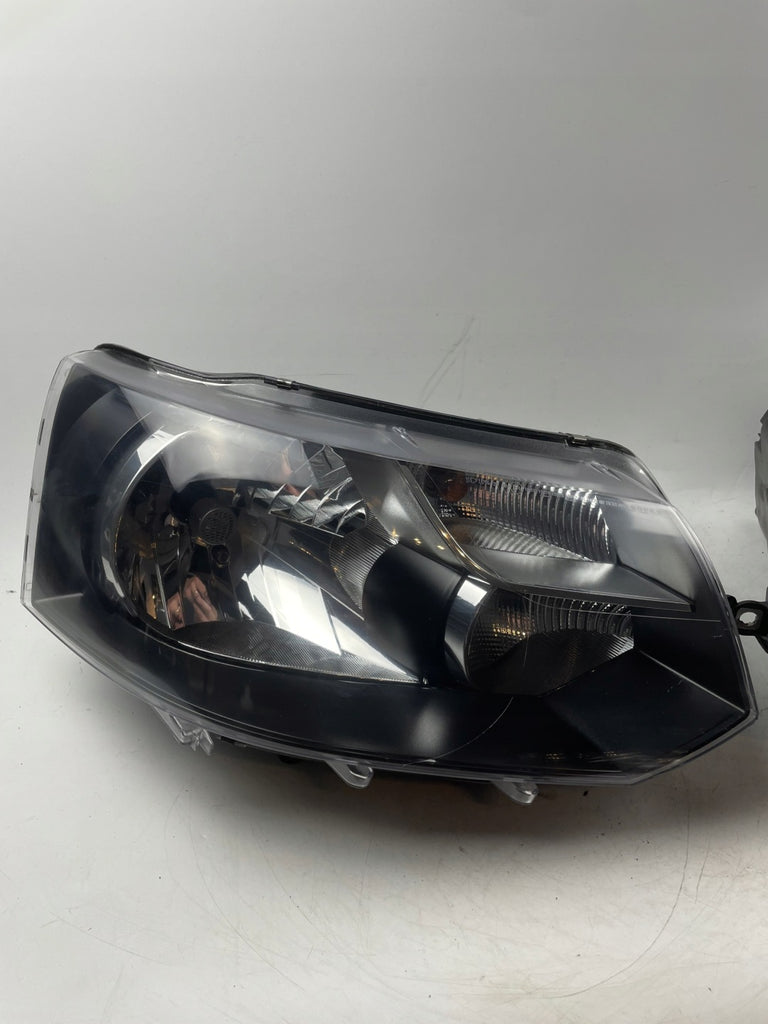 Frontscheinwerfer VW Transporter 57909627E1941015D Ein Satz Headlight SCH9720264008mc