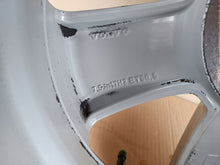 Laden Sie das Bild in den Galerie-Viewer, 1x Alufelge 17 Zoll 7.5" 5x108 50 5ET 31680565 Volvo Rim Wheel FEL9437005146pg