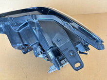 Load image into Gallery viewer, Frontscheinwerfer Mazda Cx-30 Cx30 DFR7-51030 Rechts Scheinwerfer Headlight SCH4404419597jr