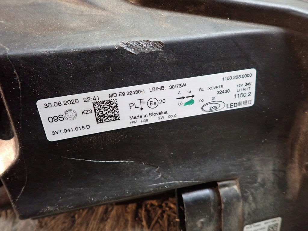 Frontscheinwerfer Skoda Superb III 3V1941015D Full LED Links Headlight