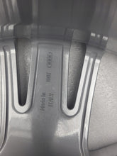 Load image into Gallery viewer, 1x Alufelge 18 Zoll 8.0" 5x112 46ET 8V0601025AP Audi A3 Rim Wheel FEL1269402553zf