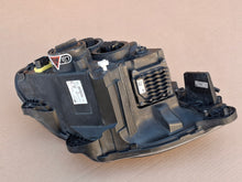 Laden Sie das Bild in den Galerie-Viewer, Frontscheinwerfer Daf 1857527 Rechts Scheinwerfer Headlight SCH9068810745qv