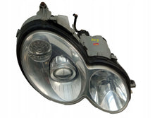 Laden Sie das Bild in den Galerie-Viewer, Frontscheinwerfer Mercedes-Benz Coupe Xenon Rechts Scheinwerfer Headlight