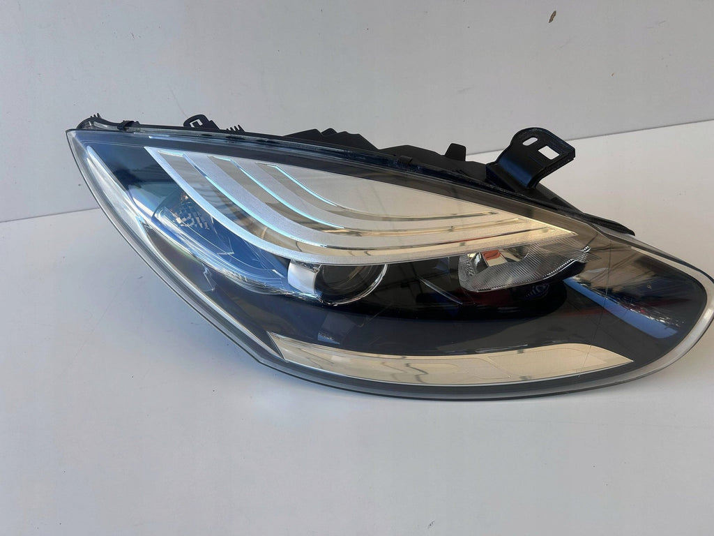Frontscheinwerfer Renault Megane III 260100923R Rechts Scheinwerfer Headlight SCH7971279465ck