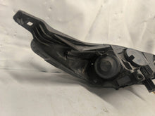 Laden Sie das Bild in den Galerie-Viewer, Frontscheinwerfer Ford Fiesta I Links Scheinwerfer Headlight SCH3387348861zd
