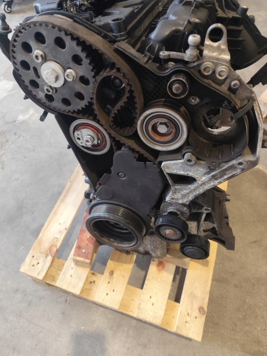 Motor Audi A6 C7 B8 CGL 2.0 TDI 177PS 130kW 228TKm 2012 Diesel Engine Unkomplett MOT6230764801jo