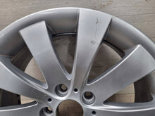 Laden Sie das Bild in den Galerie-Viewer, 1x Alufelge 18 Zoll 8.0&quot; 5x120 30ET BMW 5 F10 Rim Wheel