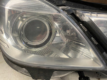 Laden Sie das Bild in den Galerie-Viewer, Frontscheinwerfer Mercedes-Benz W212 A2128200239 Xenon Rechts Headlight