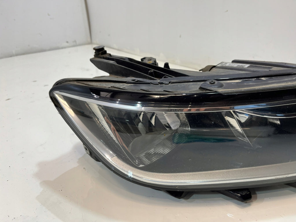 Frontscheinwerfer VW Passat B8 3G2941006B 888131761FG Rechts Headlight