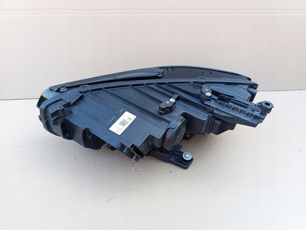 Frontscheinwerfer VW Passat B8 3G1941036Q LED Ein Stück (Rechts oder Links)