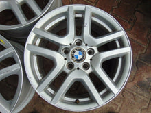Laden Sie das Bild in den Galerie-Viewer, 1x Alufelge 17 Zoll 7.5" 5x120 40ET Glanz Silber 6761929 BMW X5 E53 Rim Wheel FEL6088382993ec
