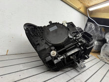 Laden Sie das Bild in den Galerie-Viewer, Frontscheinwerfer Mercedes-Benz W247 A2479060904 Links Scheinwerfer Headlight SCH7618481037lb