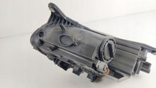 Laden Sie das Bild in den Galerie-Viewer, Frontscheinwerfer Mercedes-Benz Slk R172 A1728202259 Rechts Headlight SCH8101533396ws