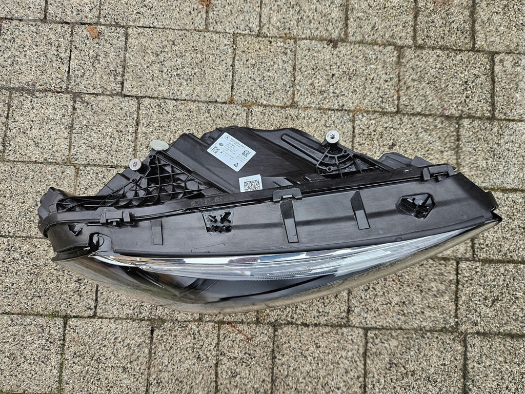 Frontscheinwerfer Mercedes-Benz Gla H247 A2479064204 LED Rechts Headlight SCH2052653100fr