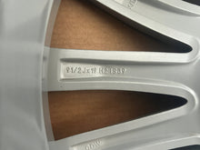 Load image into Gallery viewer, 1x Alufelge 19 Zoll 9.0" 5x112 39ET 6861226 BMW 7 G11 G12 Rim Wheel FEL1513822061ul