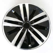 Load image into Gallery viewer, 1x Alufelge 17 Zoll 6.5&quot; 5x112 44ET A1774010200 Mercedes-Benz Rim Wheel