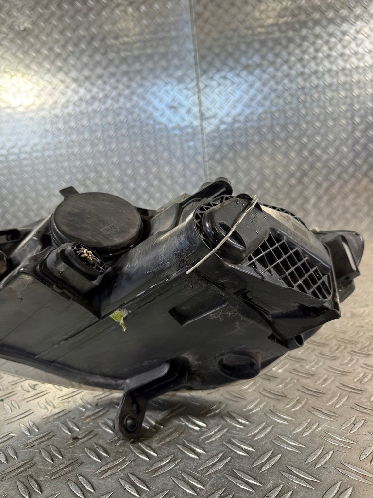 Frontscheinwerfer VW Golf V Plus 5M1941006D Ein Stück (Rechts oder Links) SCH4553600072cj