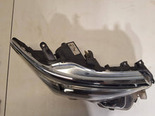 Laden Sie das Bild in den Galerie-Viewer, Frontscheinwerfer Toyota Auris 8113002K60 Full LED Rechts Scheinwerfer Headlight