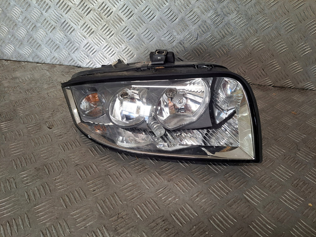 Frontscheinwerfer Audi A2 8Z0941004 Rechts Scheinwerfer Headlight