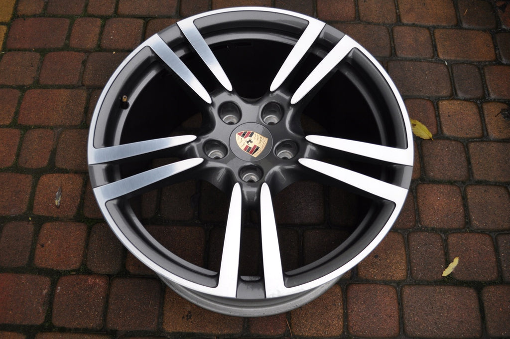 1x Alufelge 20 Zoll 11.0" 5x130 68ET Glanz 97036219204 Porsche Panamera FEL9925018374dn