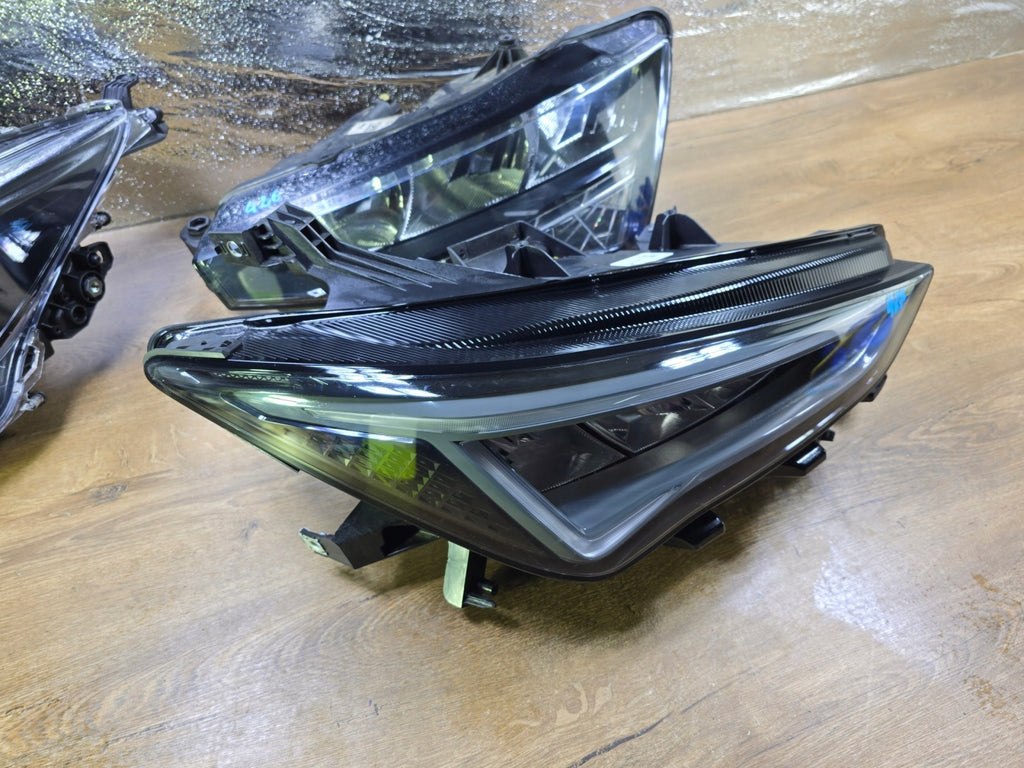 Frontscheinwerfer Cupra Born 10F941008K Rechts Scheinwerfer Headlight SCH2520189518ep
