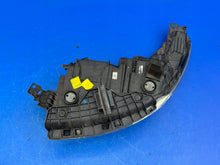 Laden Sie das Bild in den Galerie-Viewer, Frontscheinwerfer Ford Kuga 90021743 Xenon Rechts Scheinwerfer Headlight SCH3342298100cz
