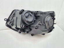 Laden Sie das Bild in den Galerie-Viewer, Frontscheinwerfer VW Transporter Caravelle 7E1941016H Rechts Headlight SCH3306169724lo