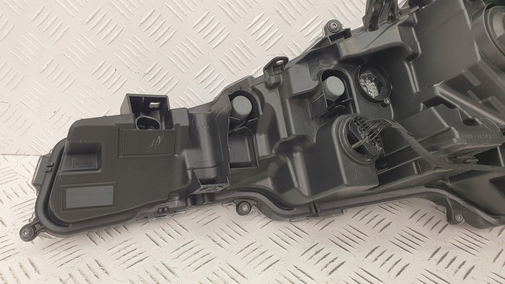 Frontscheinwerfer Toyota Corolla 81110-02S70 LED Rechts Scheinwerfer Headlight