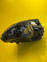 Laden Sie das Bild in den Galerie-Viewer, Frontscheinwerfer Mercedes-Benz W206 A2069064703 Full LED Links Headlight SCH5915857251eh