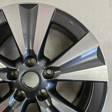 Laden Sie das Bild in den Galerie-Viewer, 1x Alufelge 17 Zoll 6.5" 5x114.3 45ET 3NA3A Nissan III Pulsar Talisman Scenic FEL7919166975bn