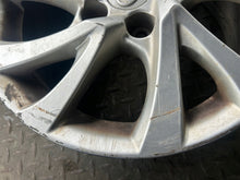 Laden Sie das Bild in den Galerie-Viewer, 1x Alufelge 16 Zoll 6.5" 5x114.3 45ET Glanz Silber 6775685 Toyota Rim Wheel FEL1248413666ee
