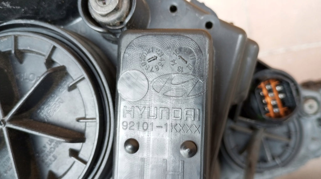 Frontscheinwerfer Hyundai Ix20 92101-1KXXX Links Scheinwerfer Headlight SCH3061026251jm
