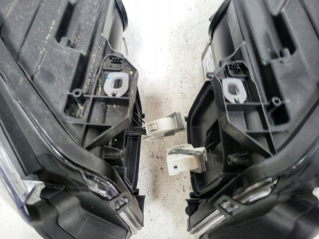 Frontscheinwerfer Mercedes-Benz W176 A1768200661 Ein Satz Scheinwerfer Headlight SCH6072250881zg