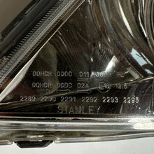 Laden Sie das Bild in den Galerie-Viewer, Frontscheinwerfer Honda Cr-V Xenon Rechts Scheinwerfer Headlight