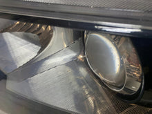 Laden Sie das Bild in den Galerie-Viewer, Frontscheinwerfer Skoda Octavia III 5E1941015A Xenon Links Headlight SCH8782957928lc