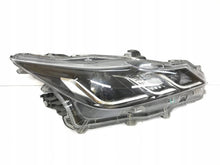 Laden Sie das Bild in den Galerie-Viewer, Frontscheinwerfer Toyota Corolla 8113002T3100 Rechts Scheinwerfer Headlight SCH1756547423tt