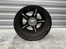 Laden Sie das Bild in den Galerie-Viewer, 1x Alufelge 18 Zoll 8.5" 5x112 2064011800 Mercedes-Benz Rim Wheel FEL3367918659vz