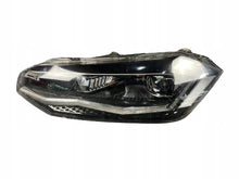 Laden Sie das Bild in den Galerie-Viewer, Frontscheinwerfer VW Polo 2G1941035B Links Scheinwerfer Headlight