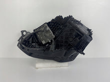 Laden Sie das Bild in den Galerie-Viewer, Frontscheinwerfer Audi Q3 83A941012 LED Rechts Scheinwerfer Headlight SCH5281722924ba