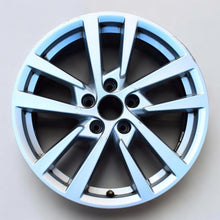 Load image into Gallery viewer, 1x Alufelge 17 Zoll 7.5&quot; 5x112 51ET 8V0601025 Audi Rim Wheel