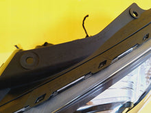 Laden Sie das Bild in den Galerie-Viewer, Frontscheinwerfer Hyundai I30 DRC75596 Ein Stück (Rechts oder Links) Headlight SCH6608185211yj