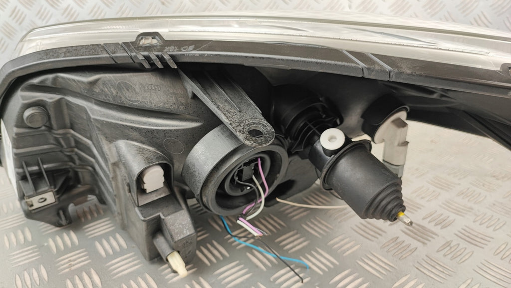 Frontscheinwerfer Dacia Sandero 8200733877 LED Rechts Scheinwerfer Headlight